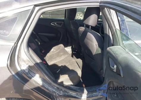 2015 Chrysler 200 Limited from USA, damaged, VIN 1C3CCCAB5FN573983